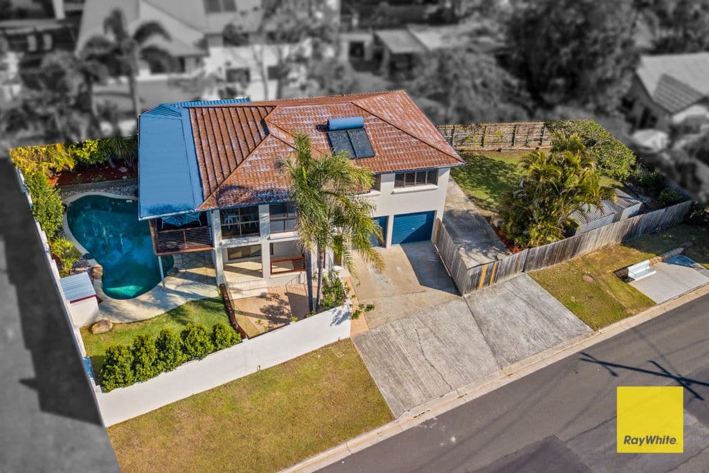 38 Mooroondu Road, Thorneside QLD 4158, Thorneside - Thumbnail 2