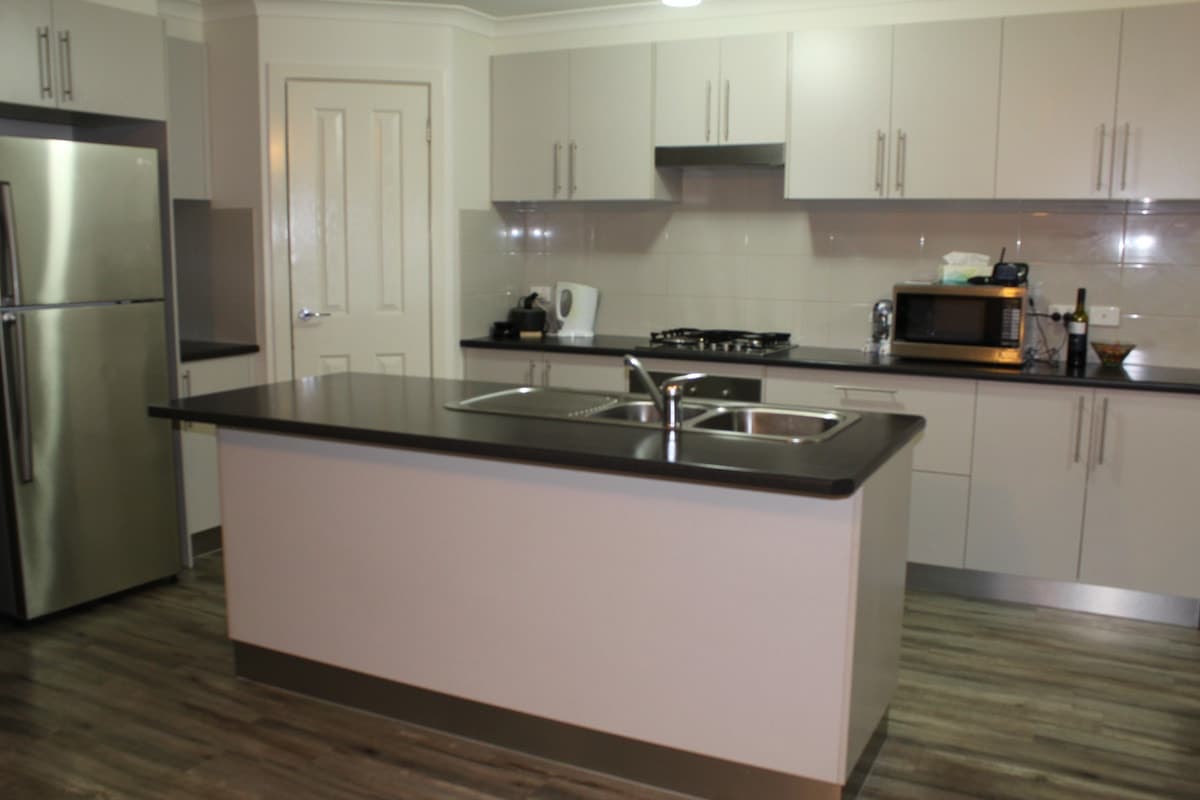 5 Dunbar Grove, Churchill VIC 3842, Churchill - Thumbnail 2