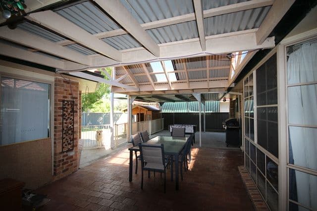 18 Nyarra Street, SCONE NSW 2337, Scone - Thumbnail 8