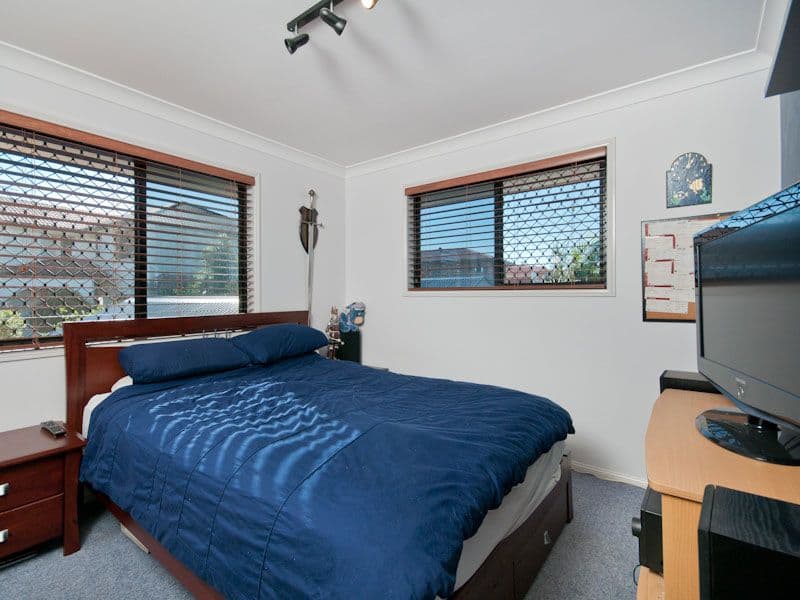 19 Edinburgh Close, UPPER KEDRON QLD 4055, Upper Kedron - Thumbnail 7
