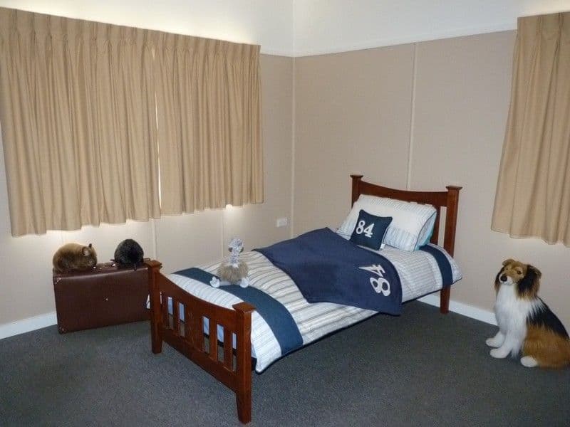 6  James Street, OAKEY QLD 4401, Oakey - Thumbnail 8