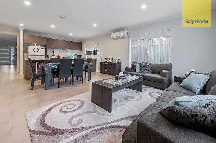 17 Pinnacle Drive, Craigieburn VIC 3064, Craigieburn - Thumbnail 6