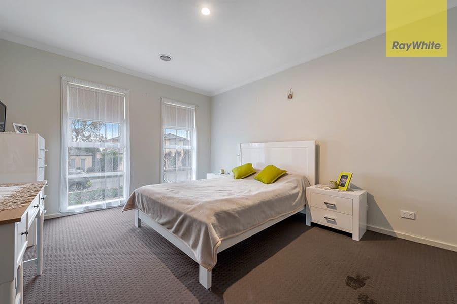 17 Pinnacle Drive, Craigieburn VIC 3064, Craigieburn - Thumbnail 8