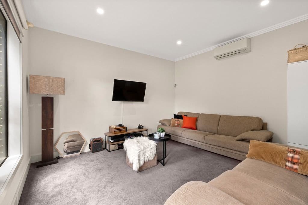 13 Princess Street, South Morang VIC 3752, South Morang - Thumbnail 4