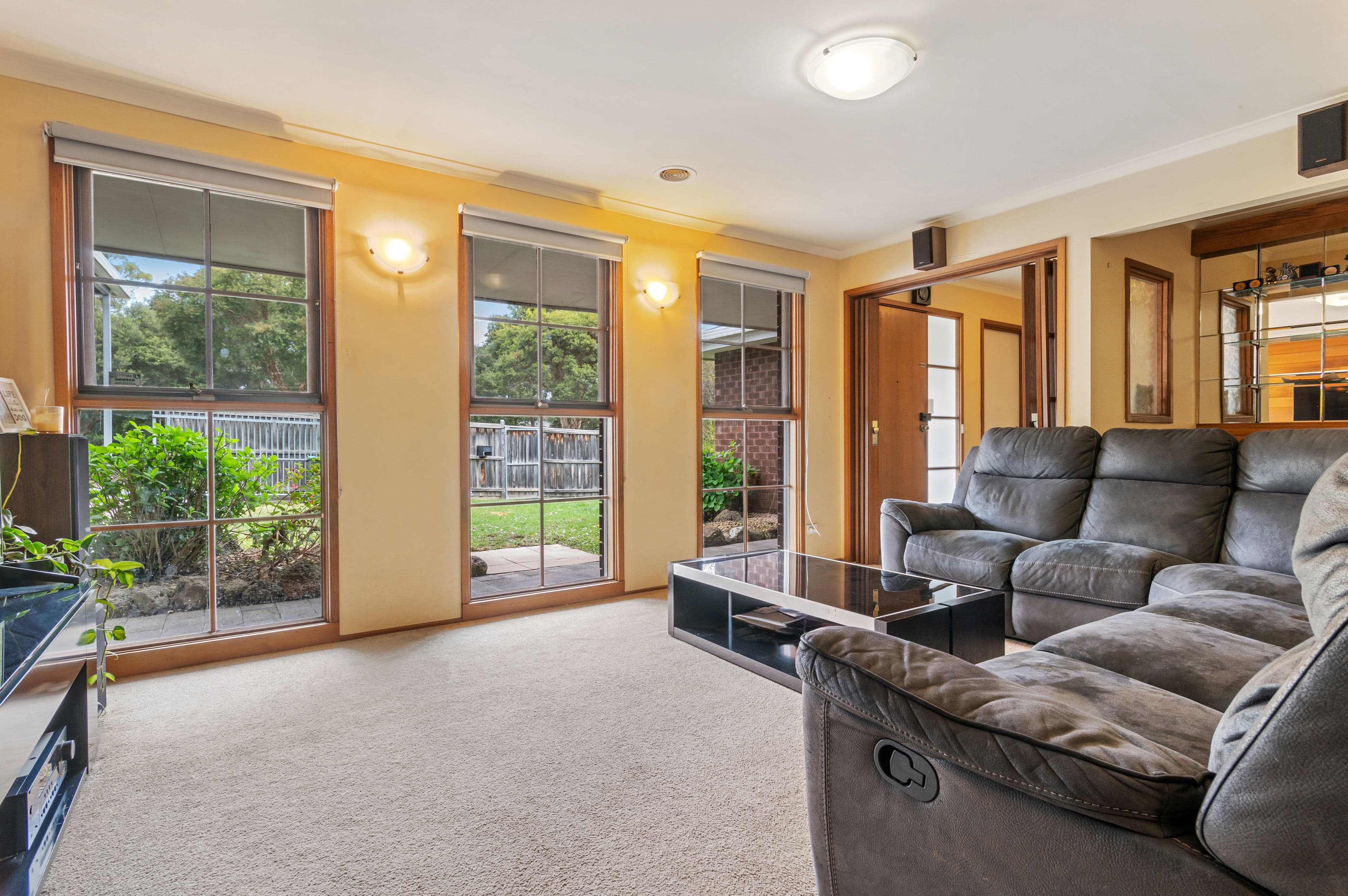147 Eastfield Road, Croydon VIC 3136, Croydon - Thumbnail 2