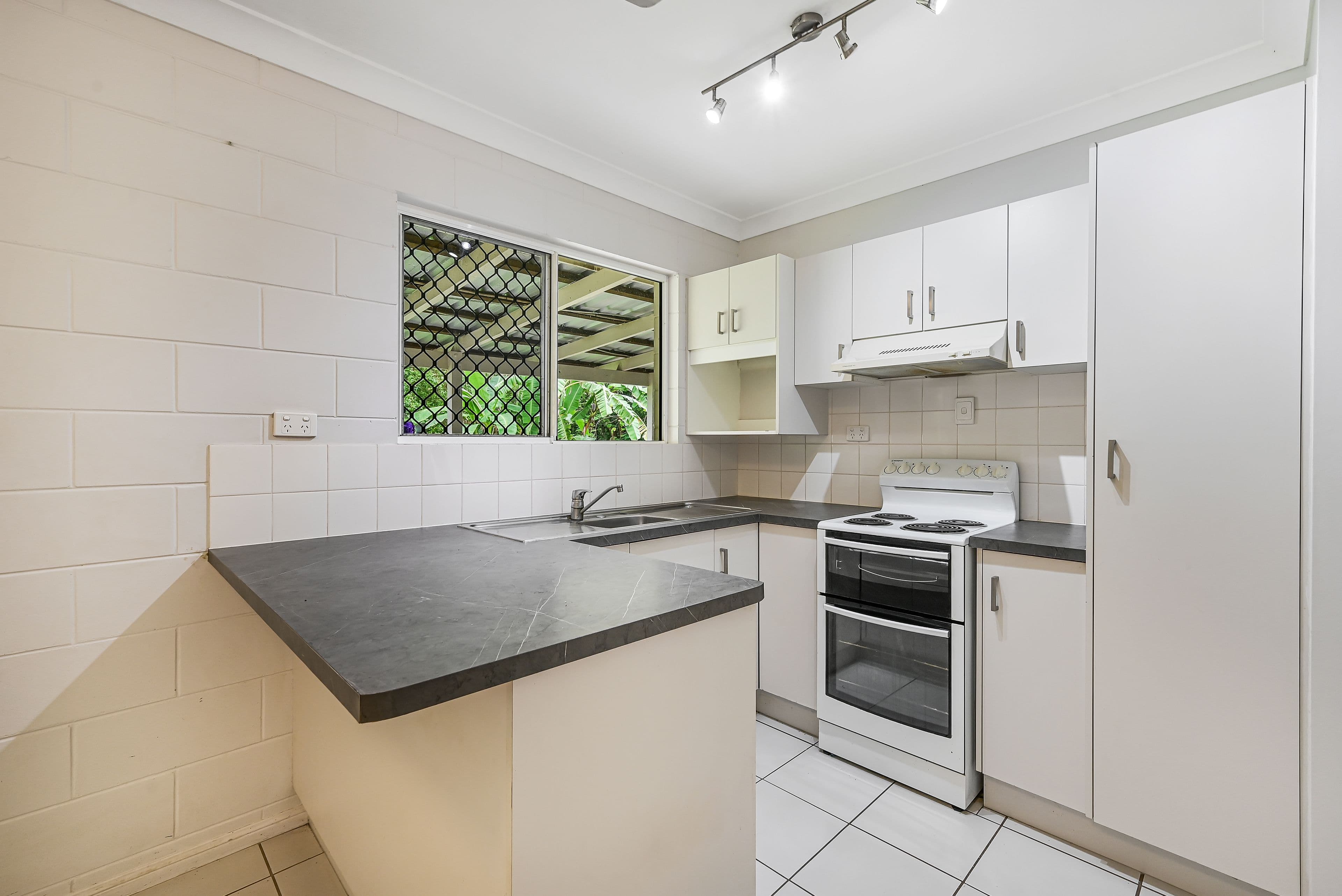 377 Forestry Road, Bluewater Park QLD 4818, Bluewater Park - Thumbnail 4