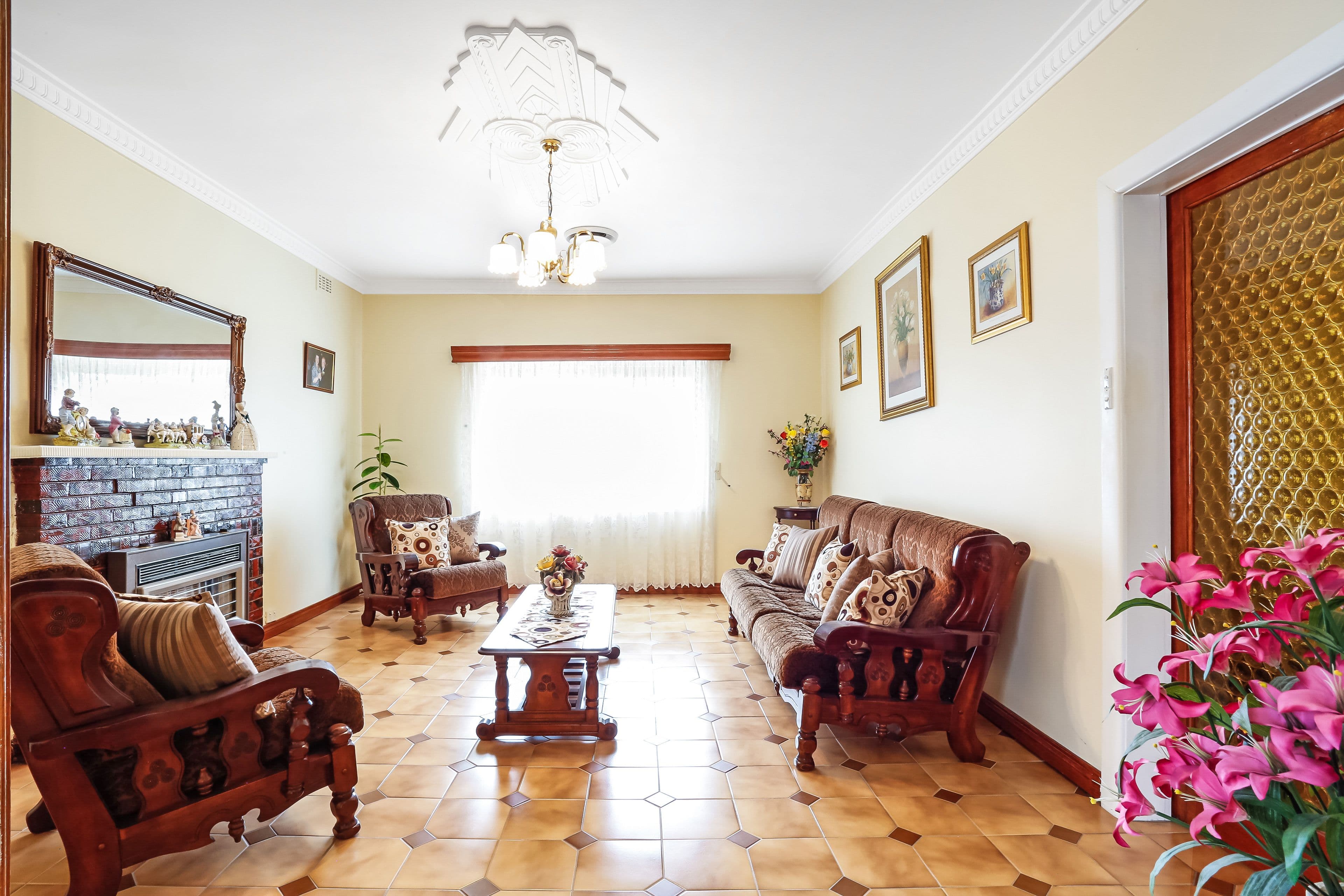 19 First Avenue, Strathmore VIC 3041, Strathmore - Thumbnail 3