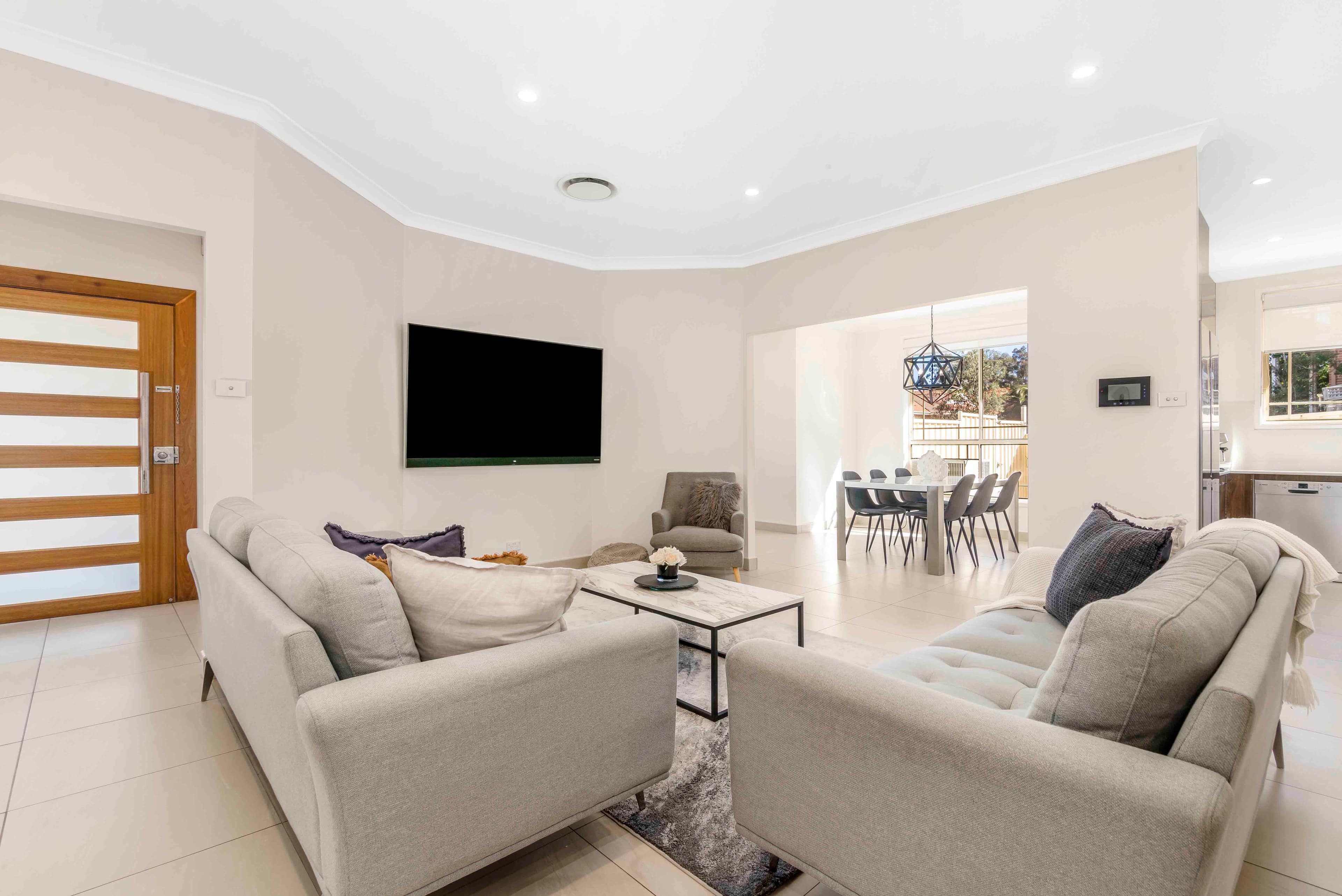 18 St Helens Close, West Hoxton NSW 2171, West Hoxton - Thumbnail 2