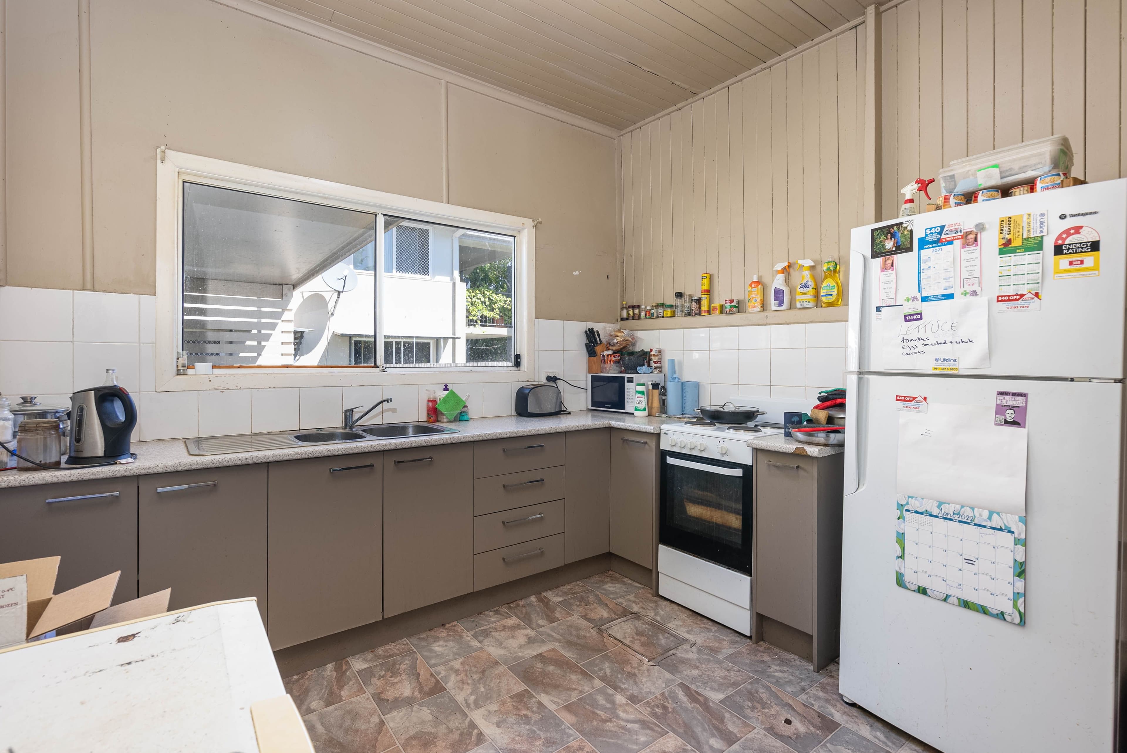 27 Marian Street, Booval QLD 4304, Booval - Thumbnail 4