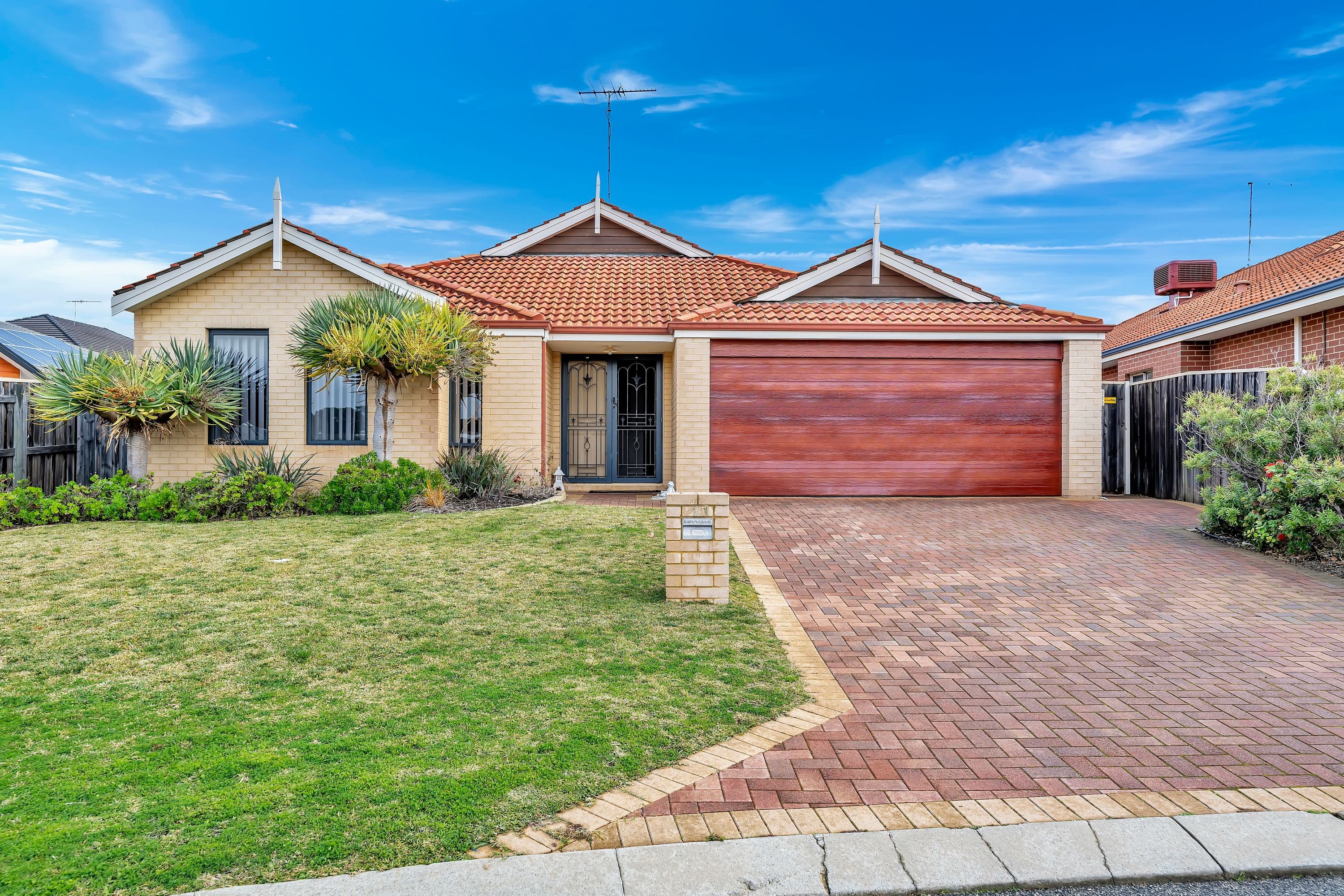 11 Lomatia Ramble, Halls Head WA 6210, Halls Head - Image 1