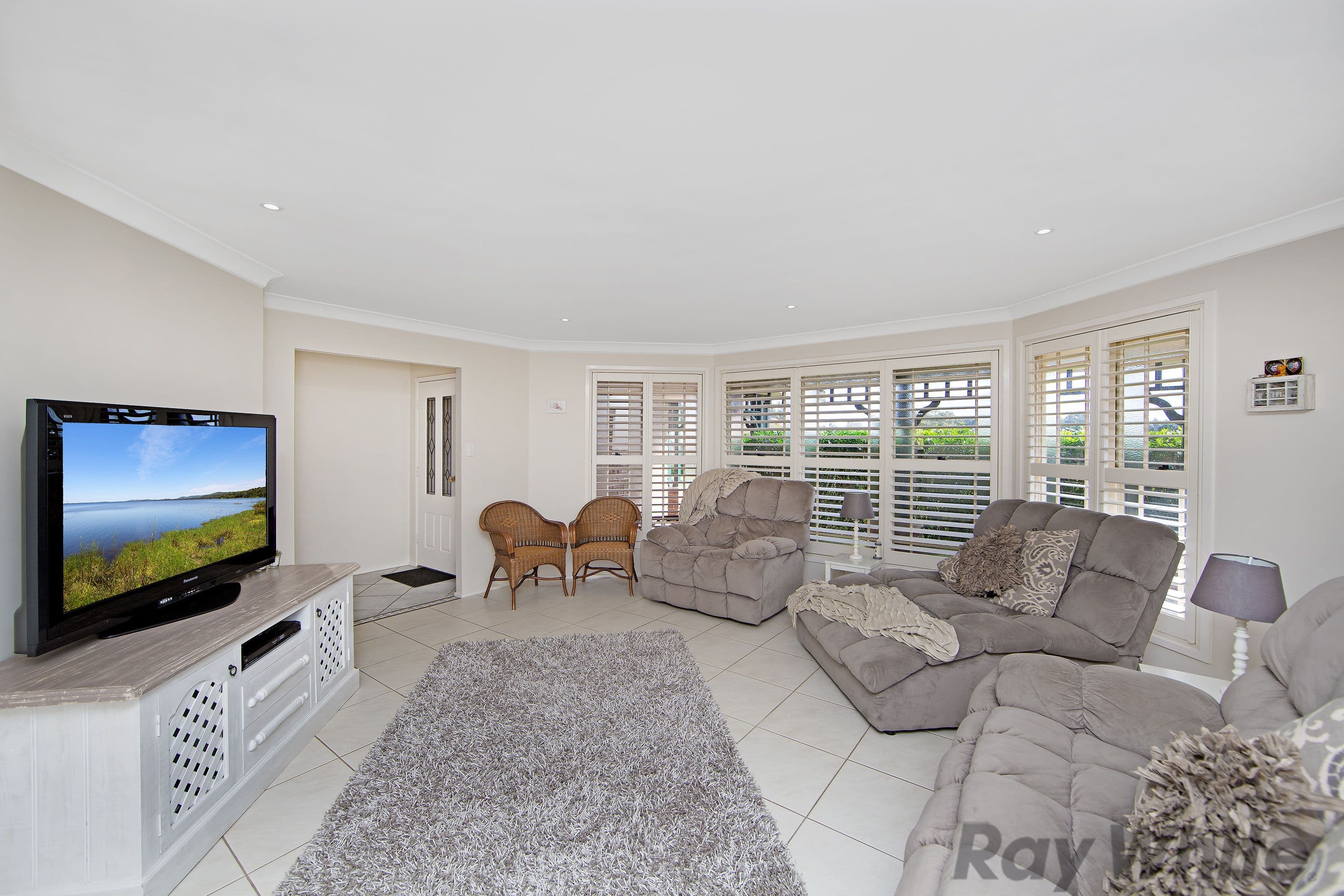2 Bristol Close, Kanwal - Thumbnail 4