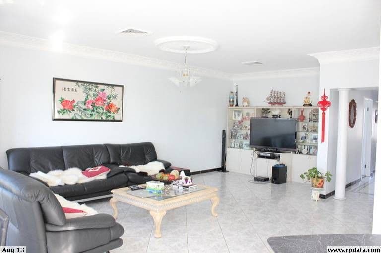 9 Santangelo Close, EDENSOR PARK NSW 2176, Edensor Park - Thumbnail 6
