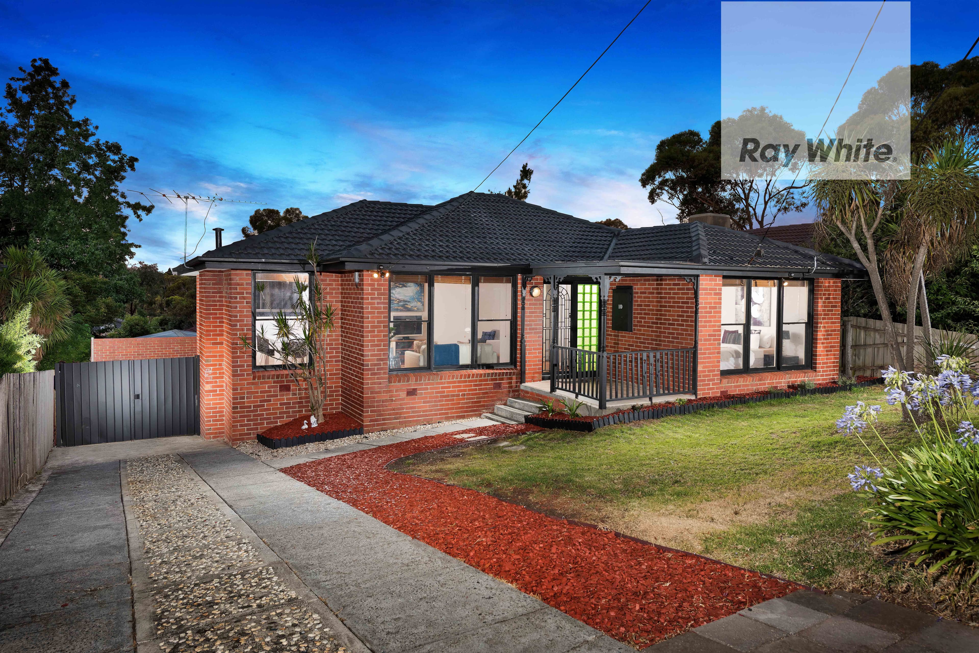 23 Riverbank Drive, Maribyrnong - Thumbnail 2
