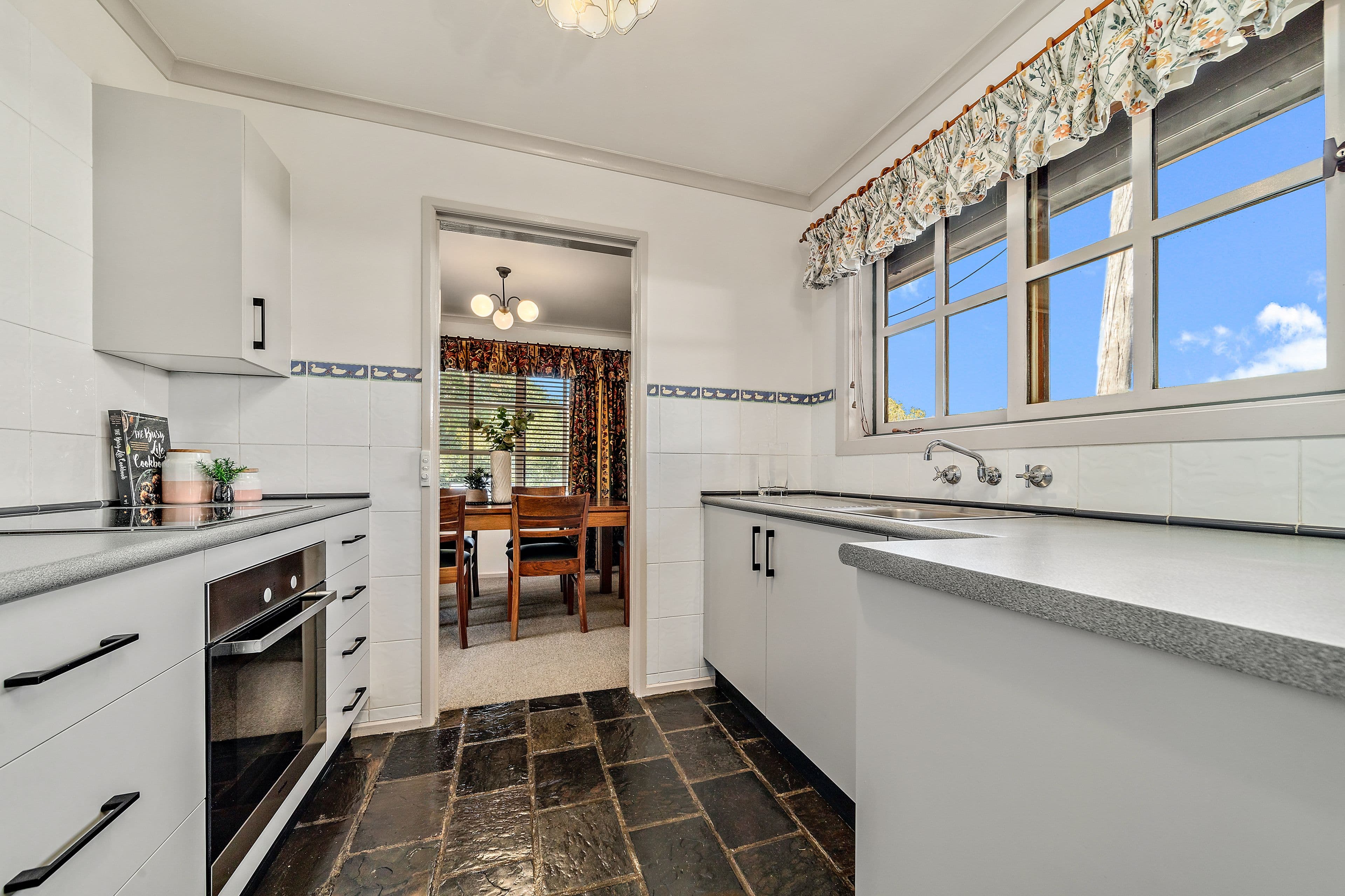 6 Tanda Place, Giralang ACT 2617, Giralang - Thumbnail 4