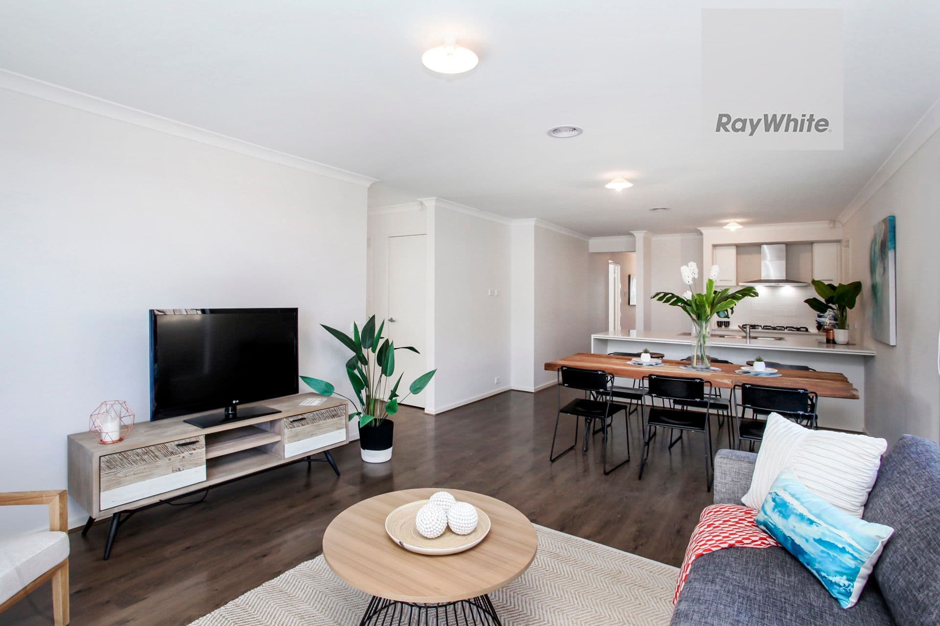 8 Silverwood Drive, Greenvale VIC 3059, Greenvale - Thumbnail 5