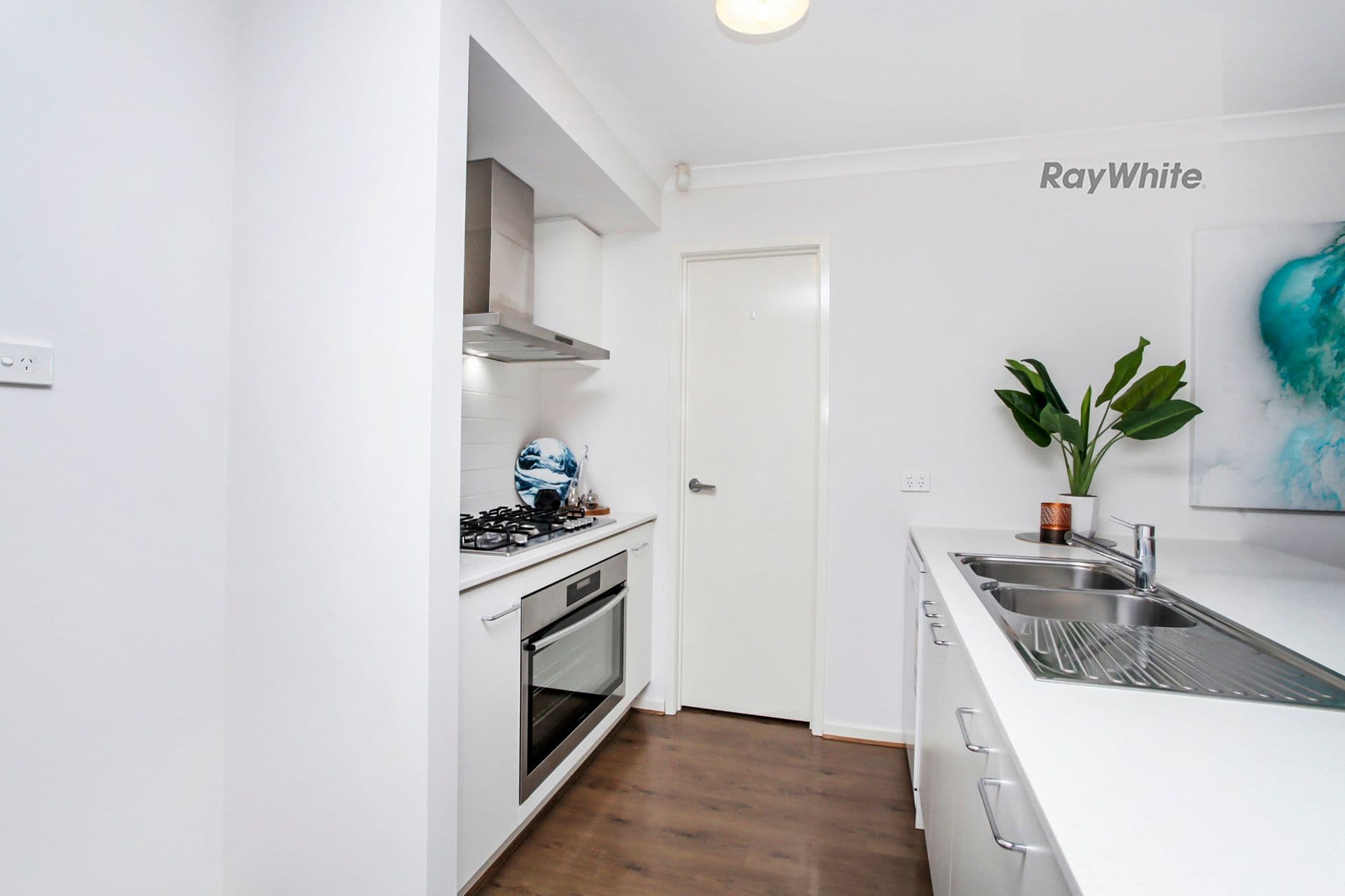8 Silverwood Drive, Greenvale VIC 3059, Greenvale - Thumbnail 8
