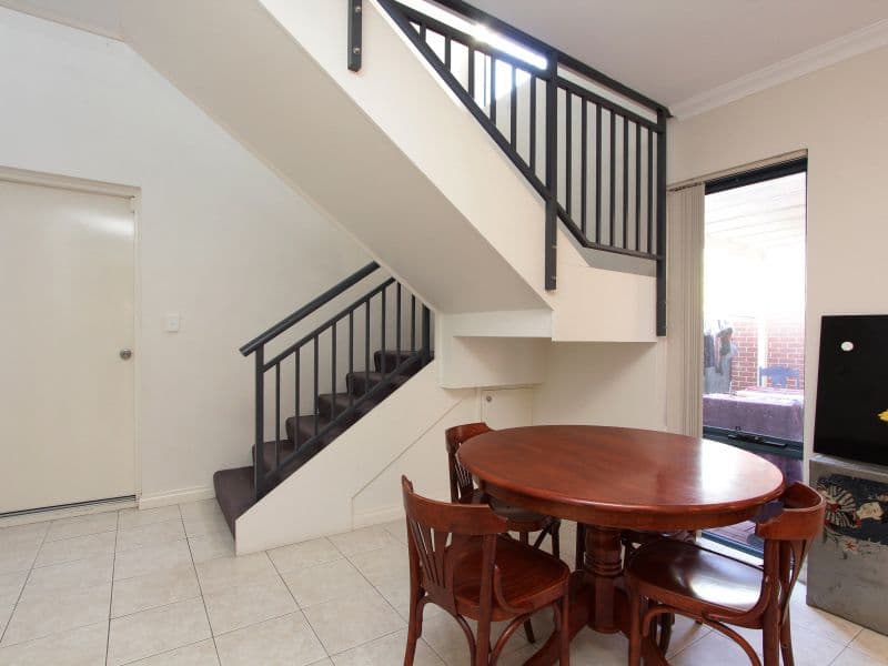 8 Hillcrest Road, KEWDALE WA 6105, Kewdale - Thumbnail 3
