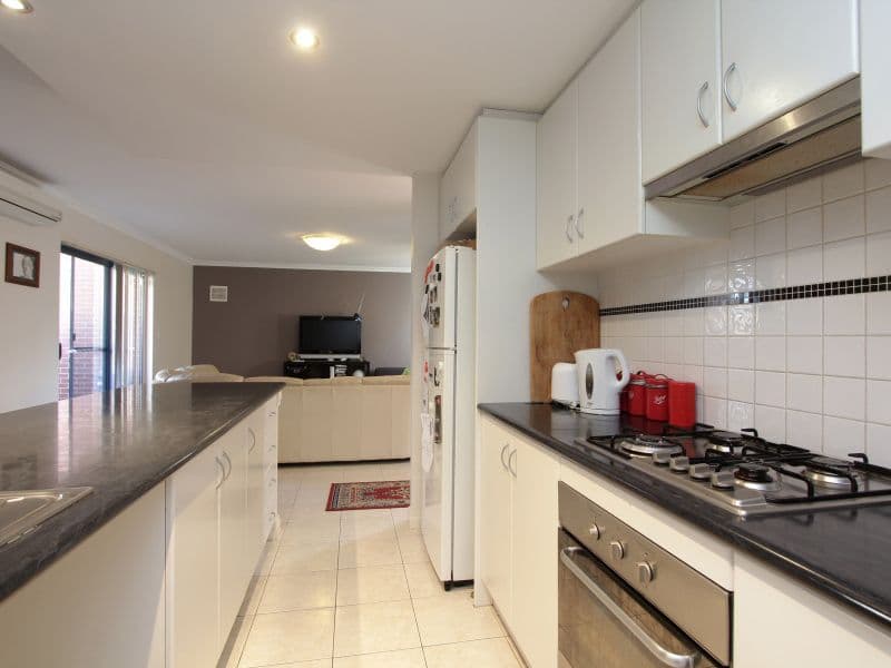 8 Hillcrest Road, KEWDALE WA 6105, Kewdale - Thumbnail 6