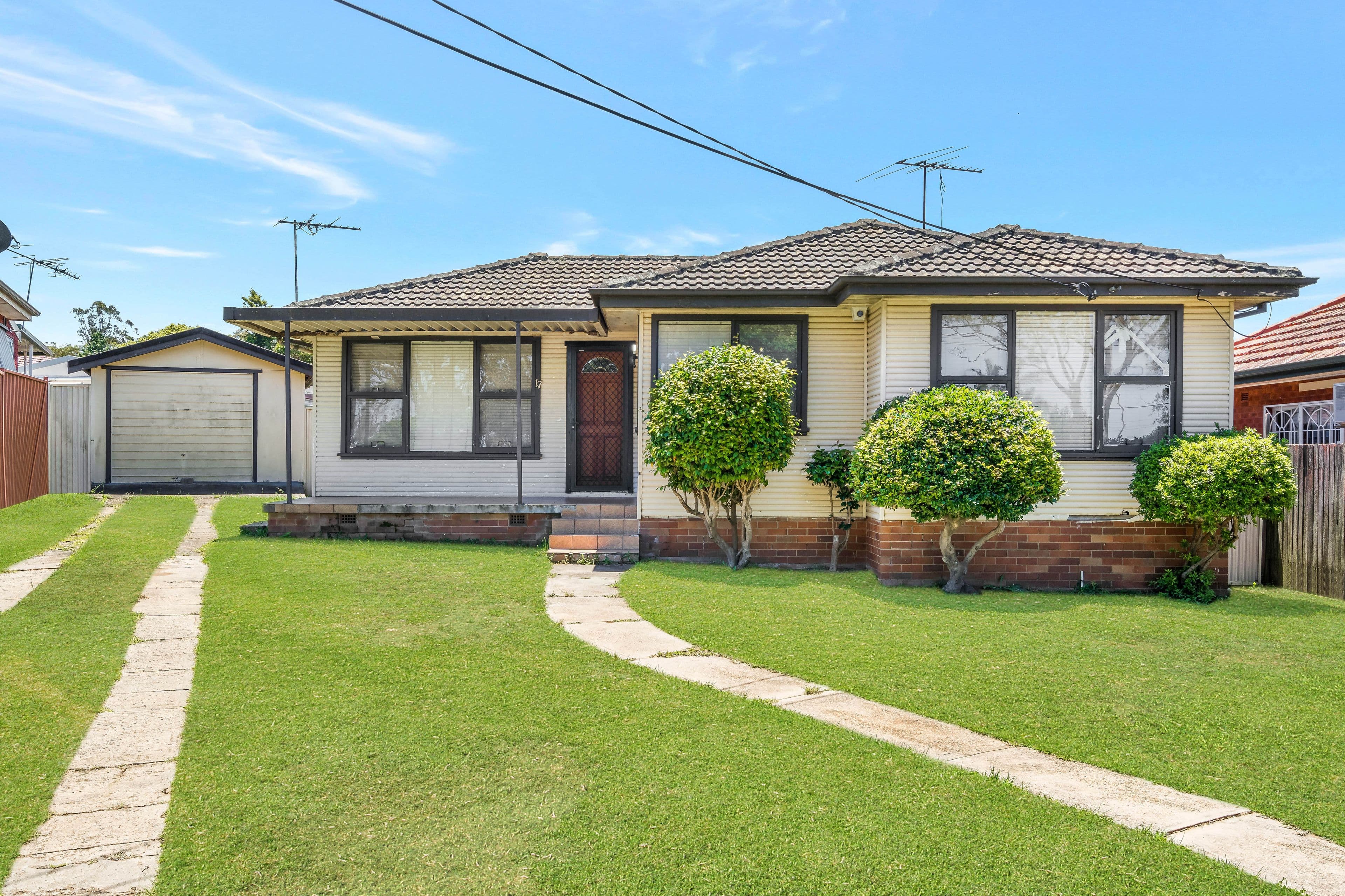 17 Gemoore Street, Smithfield NSW 2164, Smithfield - Image 1