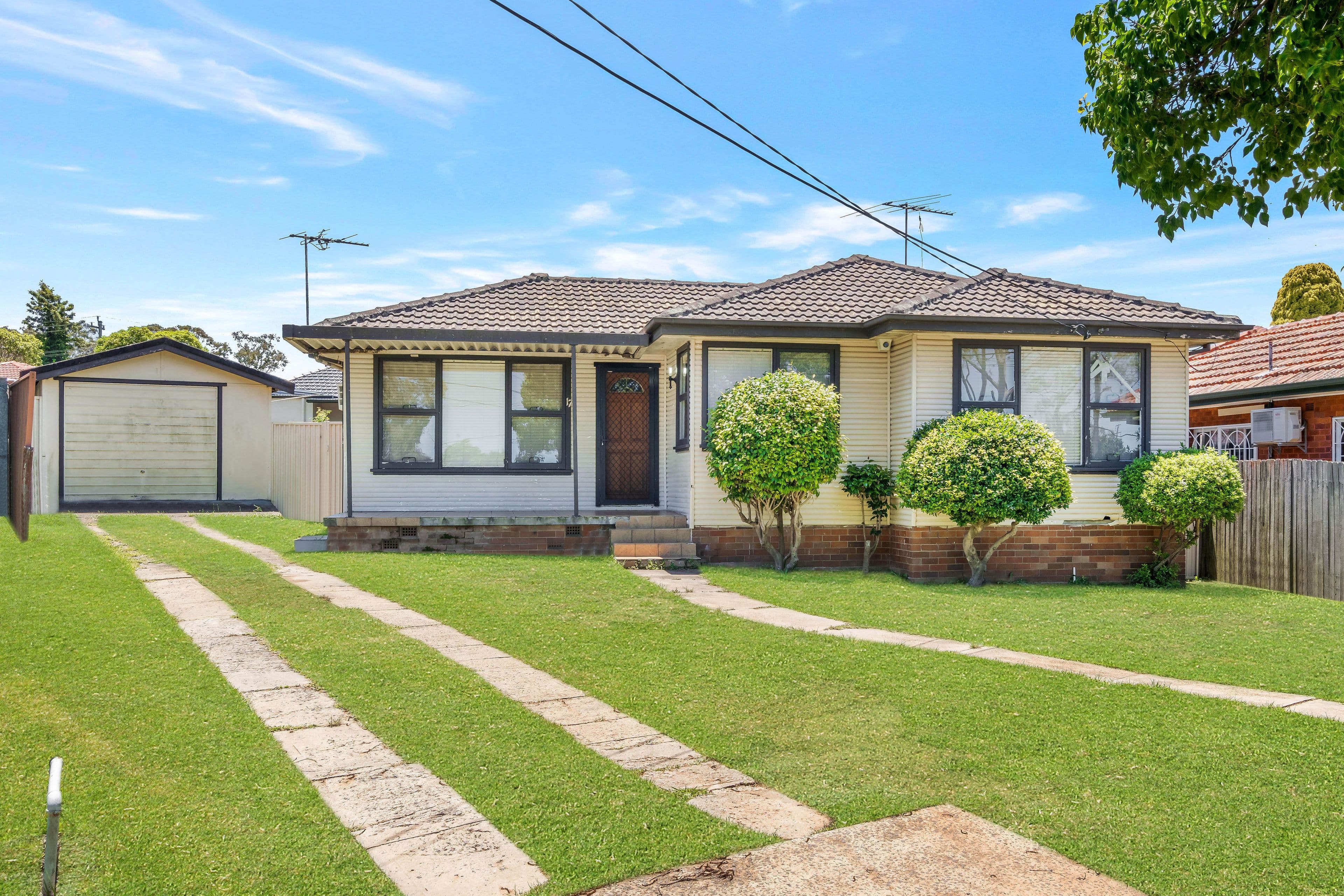 17 Gemoore Street, Smithfield NSW 2164, Smithfield - Thumbnail 2