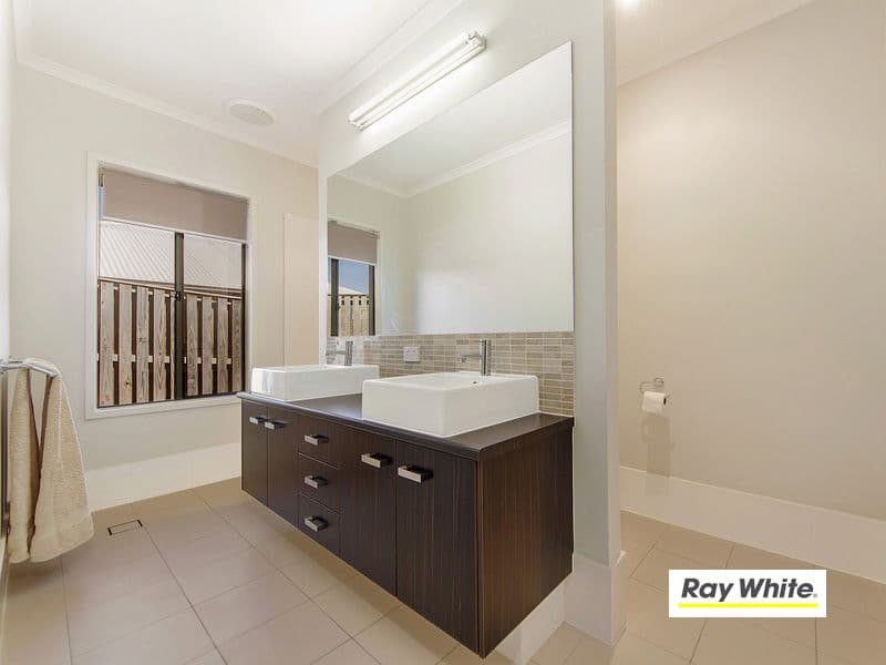 4 Keewong Street, ORMEAU QLD 4208, Ormeau - Thumbnail 8