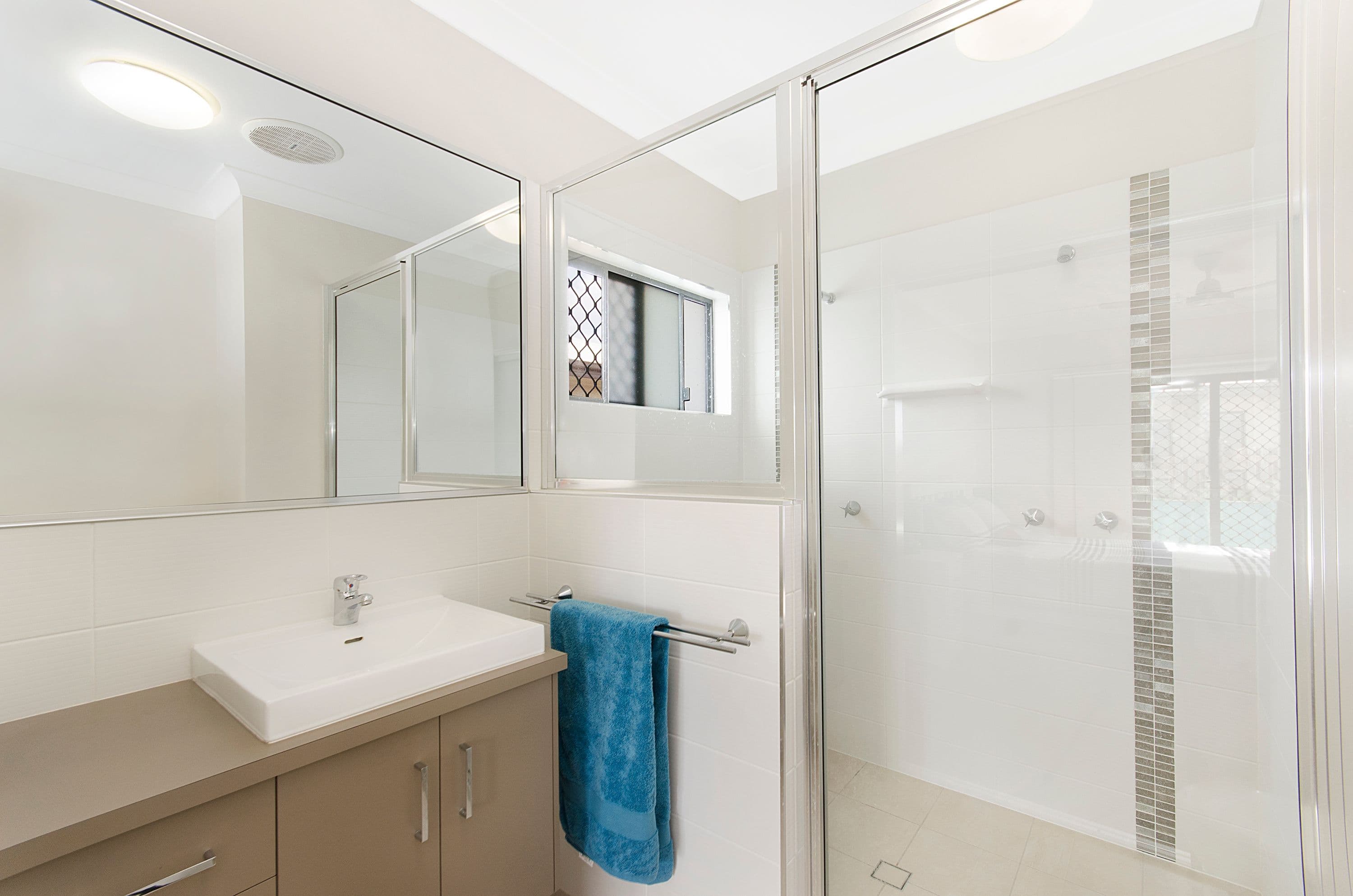 27 Dahlia Street, Burdell QLD 4818, Burdell - Thumbnail 6