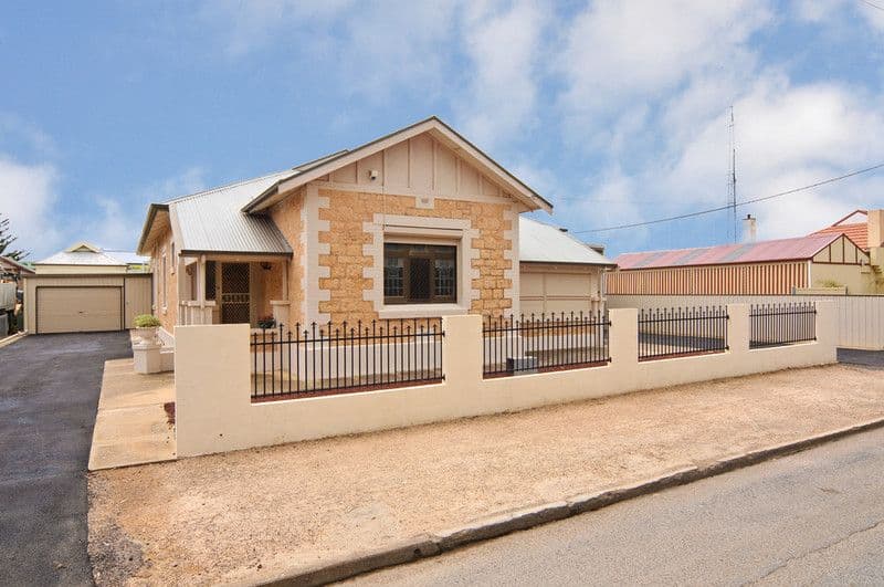 20 Milne Terrace, MOONTA SA 5558, Moonta - Thumbnail 7