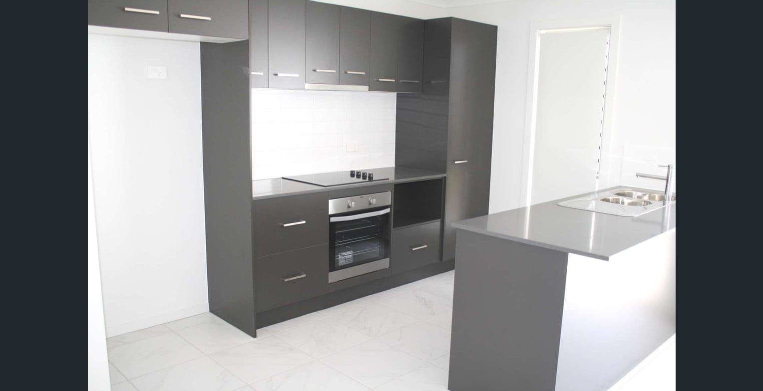 30 Scenic Road, Redbank Plains QLD 4301, Redbank Plains - Thumbnail 2