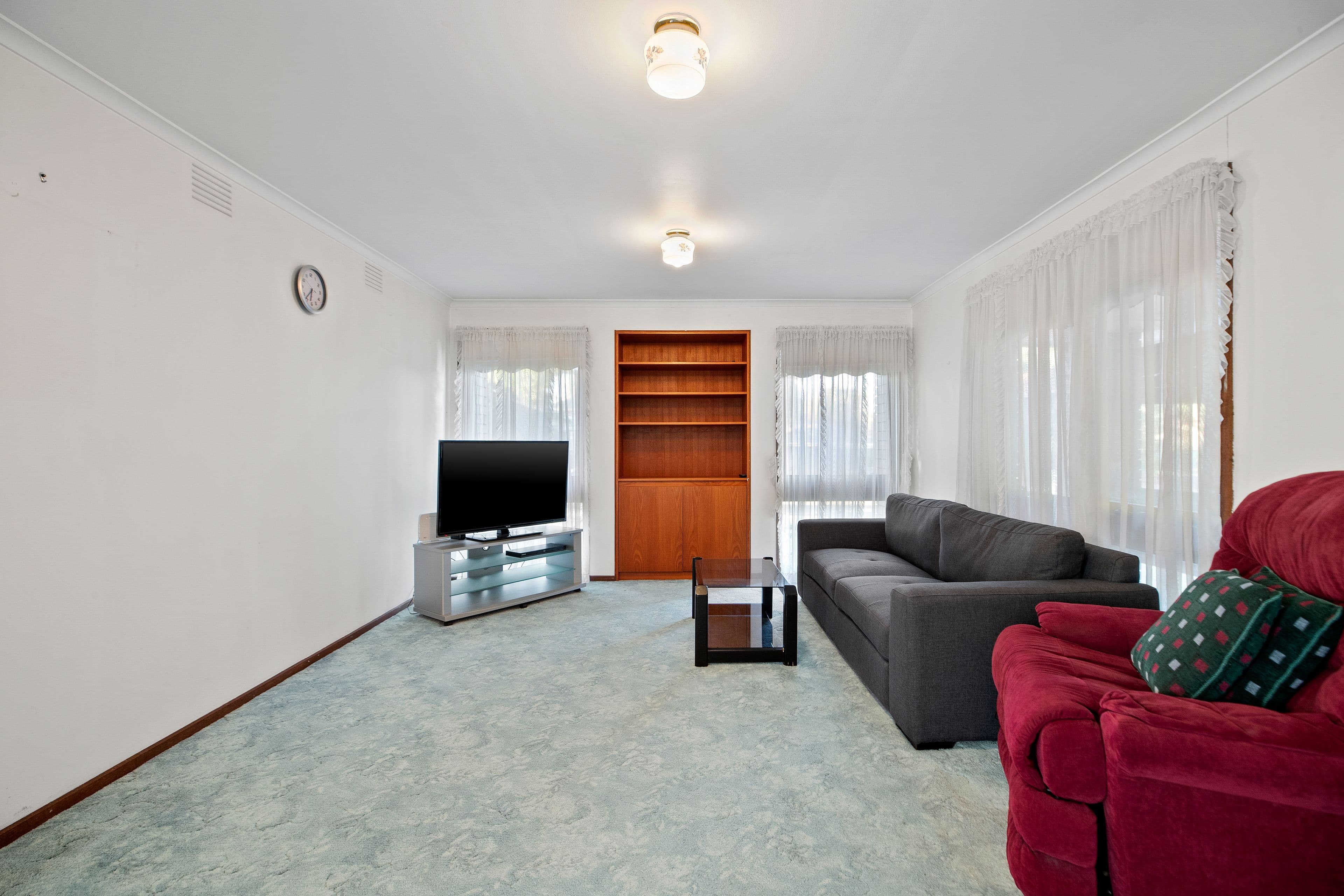 2 Coachmans Square, Wantirna VIC 3152, Wantirna - Thumbnail 2