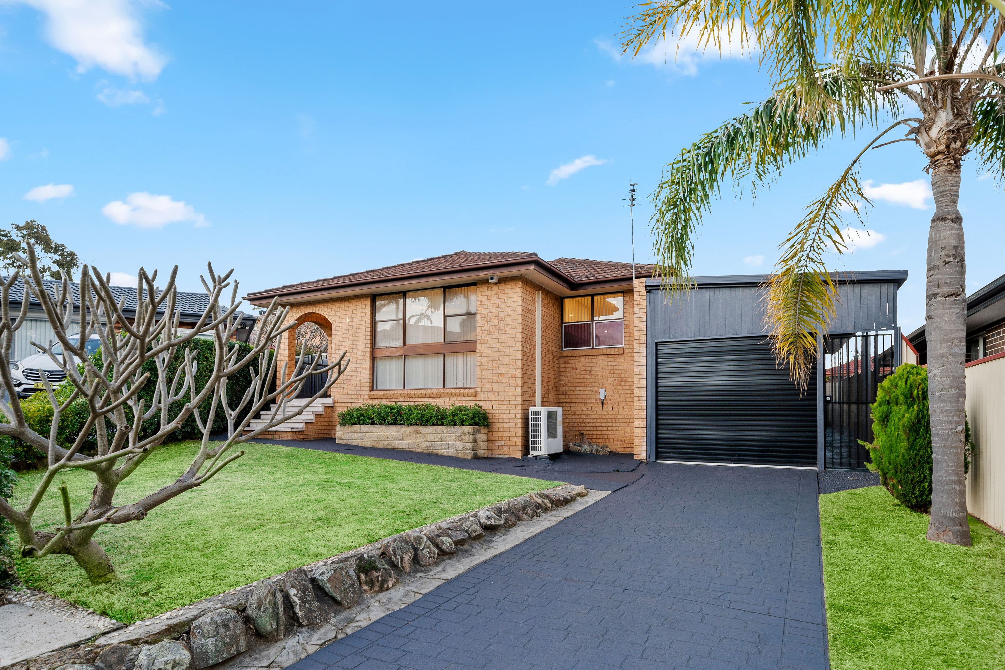 6 Webb Close, Edensor Park NSW 2176, Edensor Park - Thumbnail 2