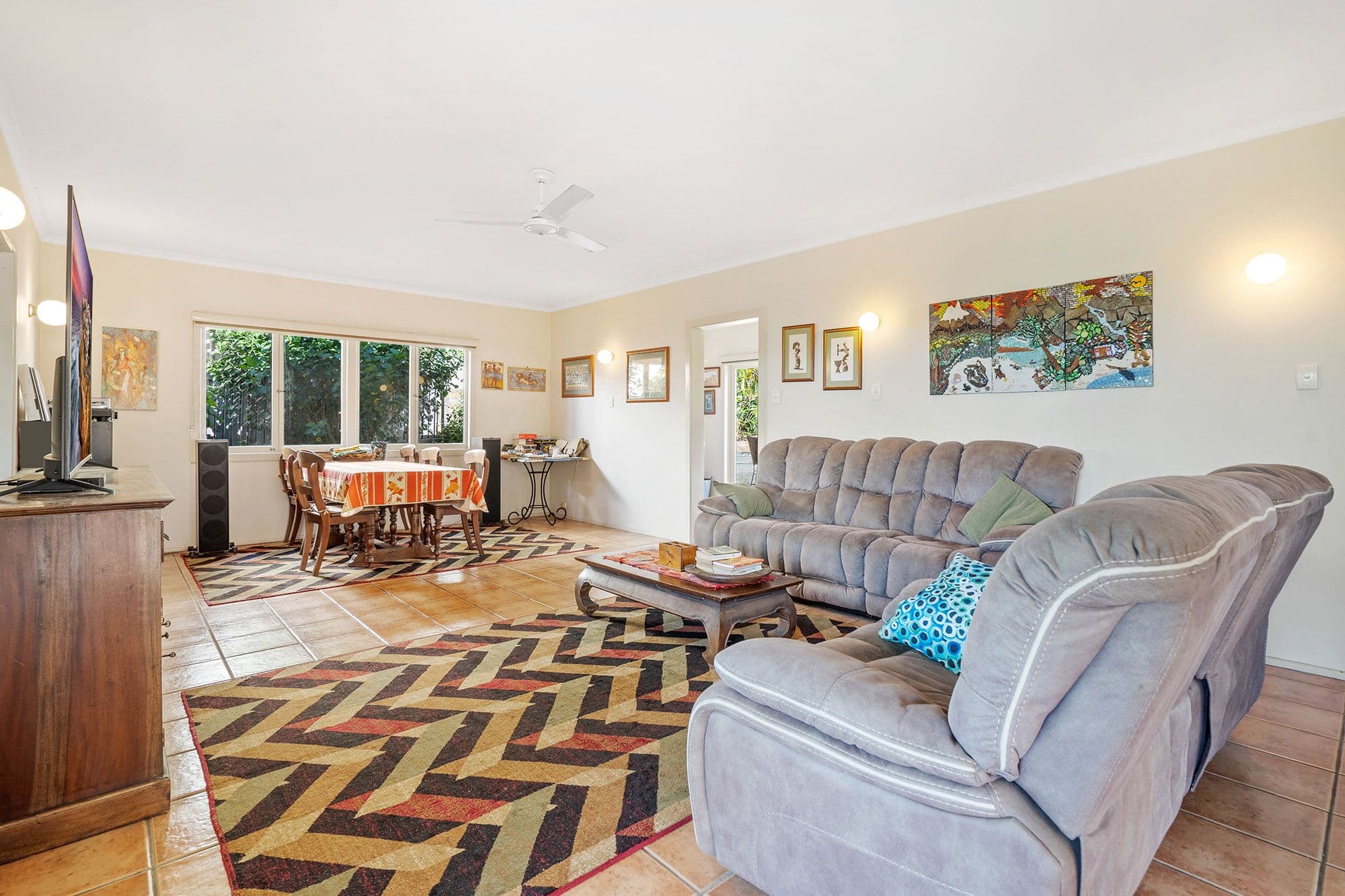 9 Kentlyn Street, Eight Mile Plains QLD 4113, Eight Mile Plains - Thumbnail 4
