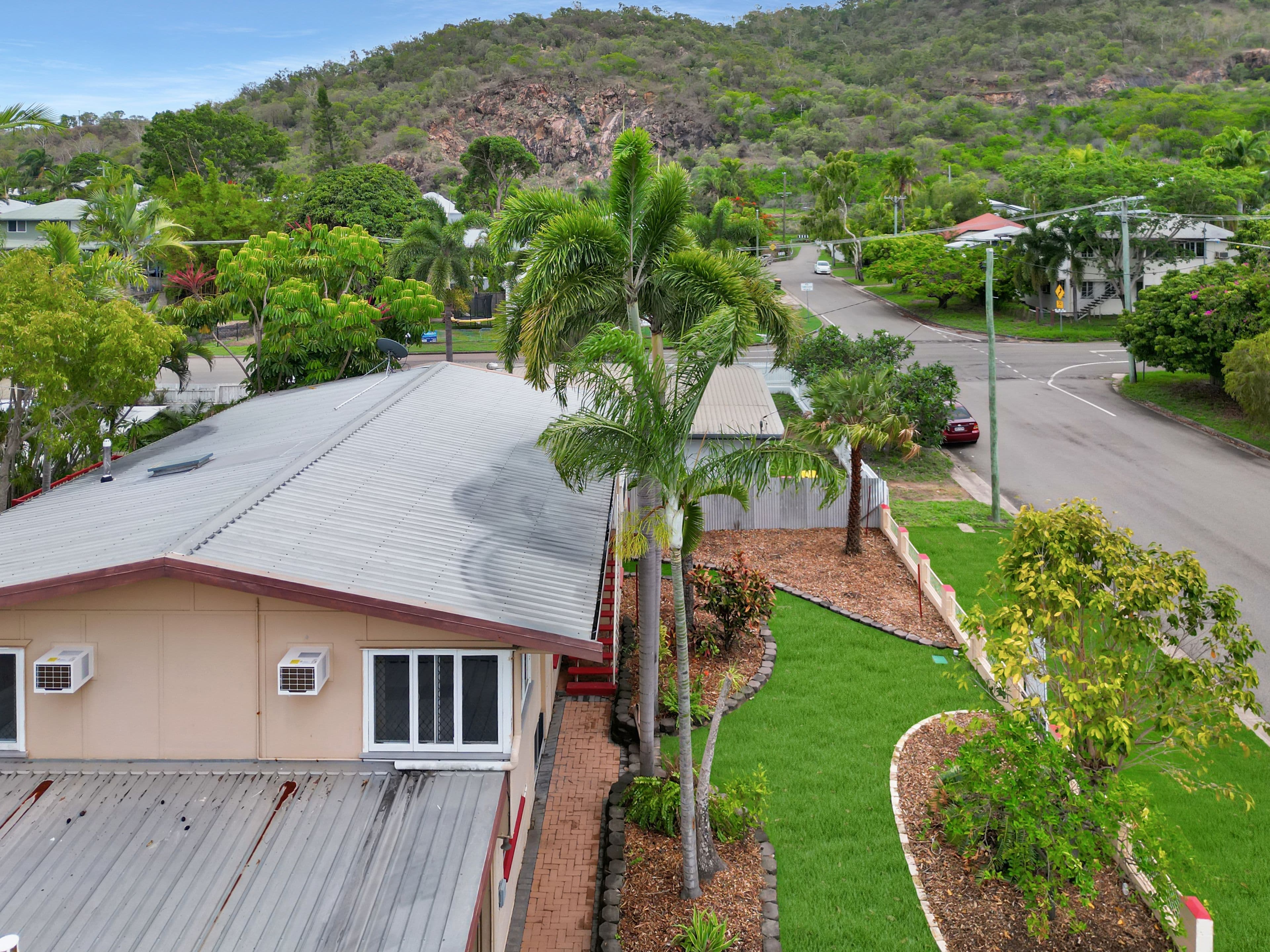 6 Margaret Street, West End QLD 4810, West End - Thumbnail 2