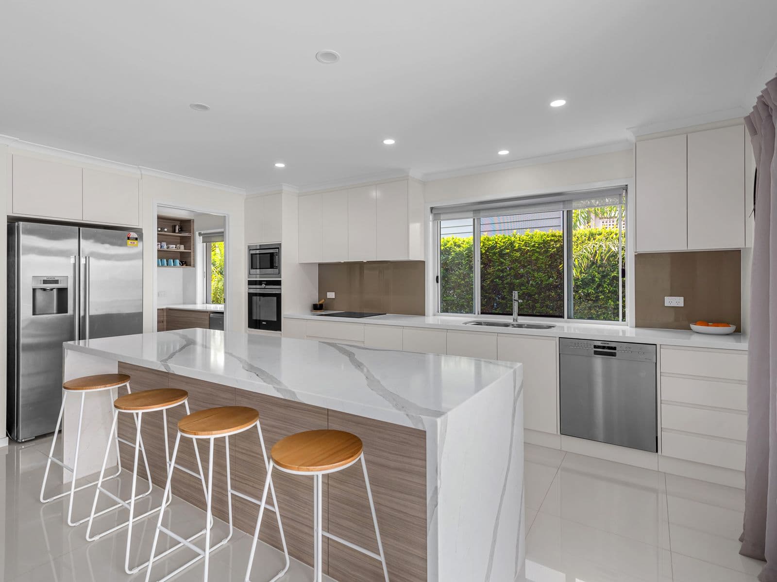 66 Kew Road, Graceville QLD 4075, Graceville - Thumbnail 4