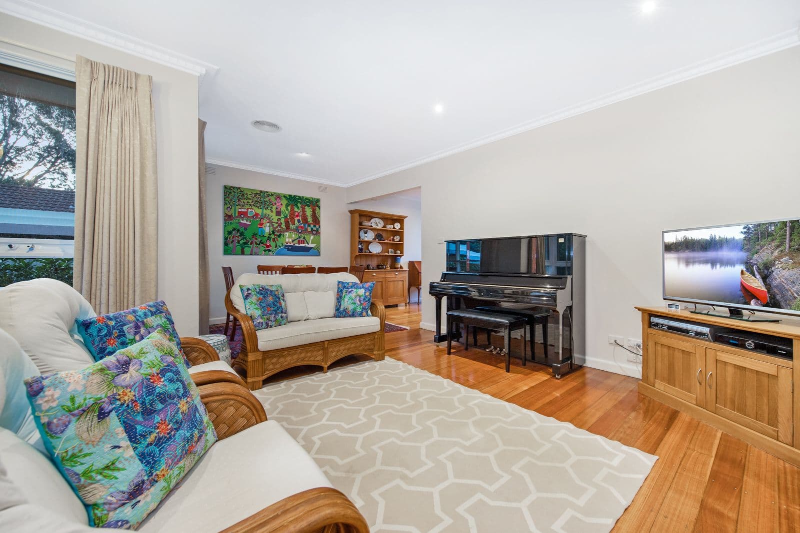 39 Orient Avenue, Mitcham VIC 3132, Mitcham - Thumbnail 2