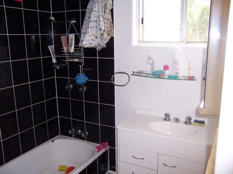 21 Brownvale Street, LOGAN CENTRAL QLD 4114, Logan Central - Thumbnail 4