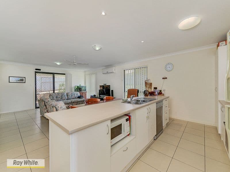 6 Crestwood Court, Kurwongbah QLD 4503, Kurwongbah - Thumbnail 3
