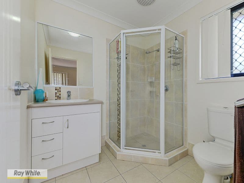 6 Crestwood Court, Kurwongbah QLD 4503, Kurwongbah - Thumbnail 6