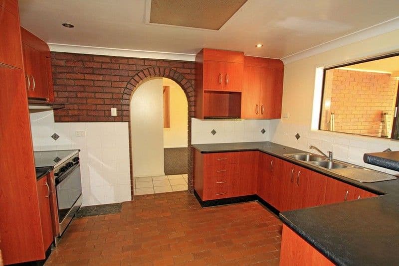 23 Caroline Street, YEPPOON QLD 4703, Yeppoon - Thumbnail 3