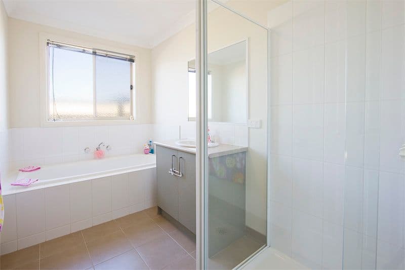 13 Secret Garden Way, TARNEIT VIC 3029, Tarneit - Thumbnail 3