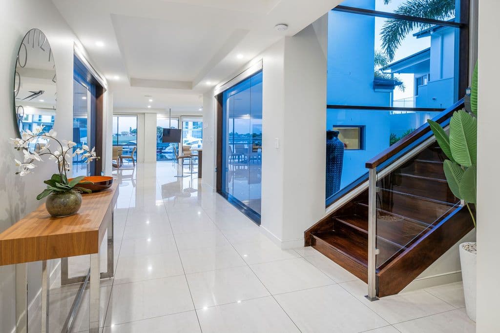 2052 The Circle, Sanctuary Cove QLD 4212, Sanctuary Cove - Thumbnail 4