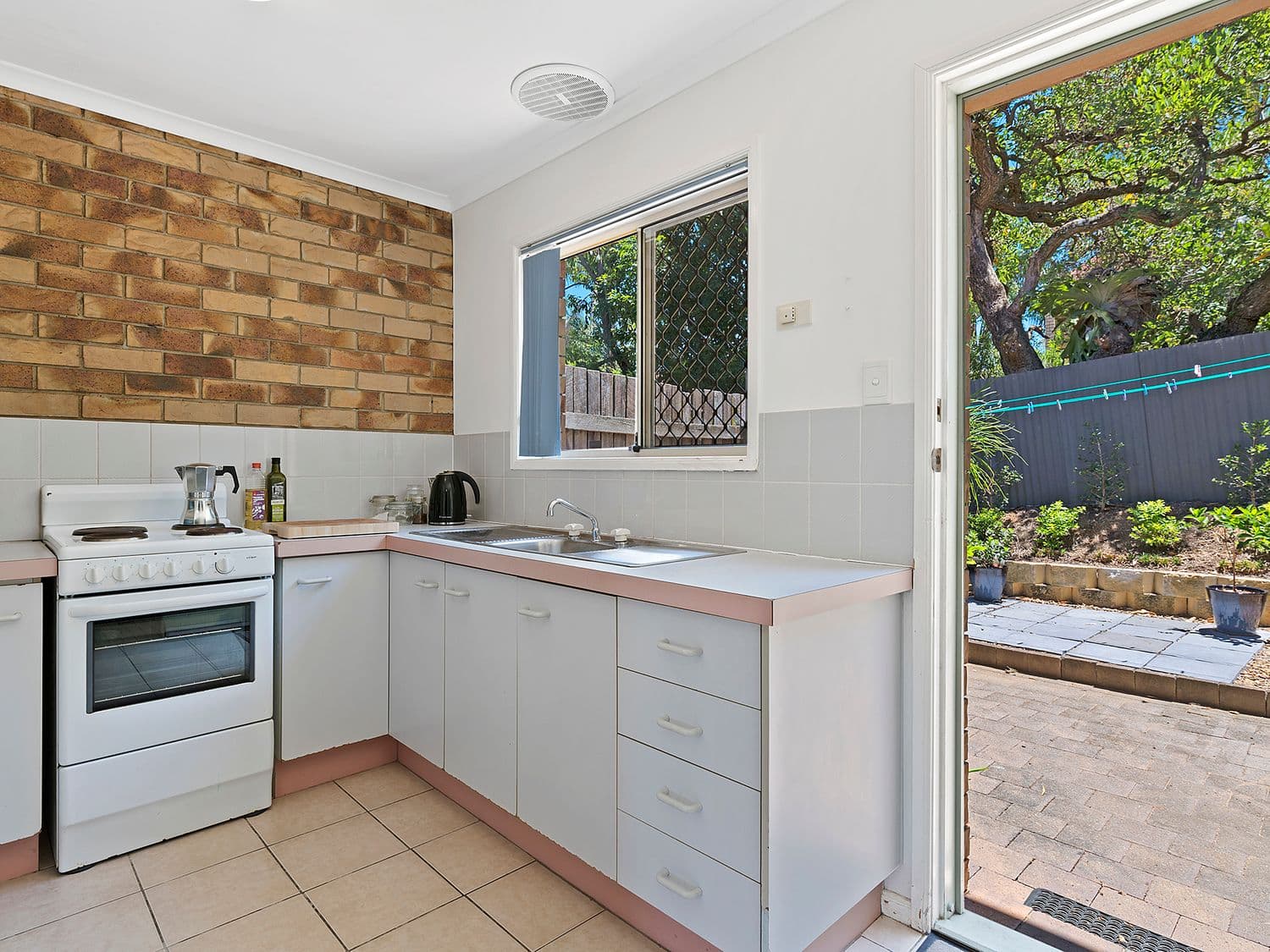 120 Smith Road, Woodridge QLD 4114, Woodridge - Thumbnail 6