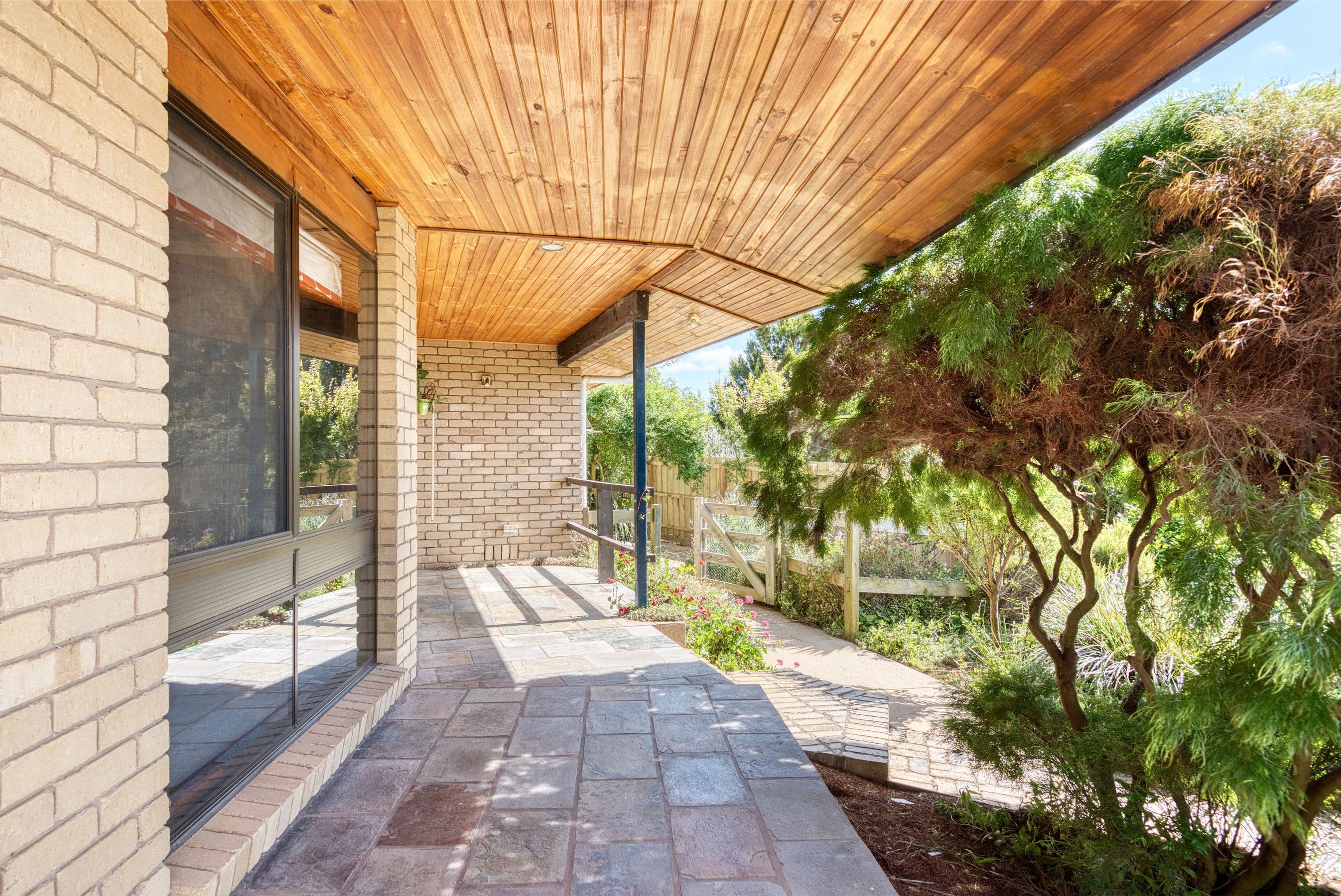 4&5 Hilton Court, Leongatha VIC 3953, Leongatha - Thumbnail 2