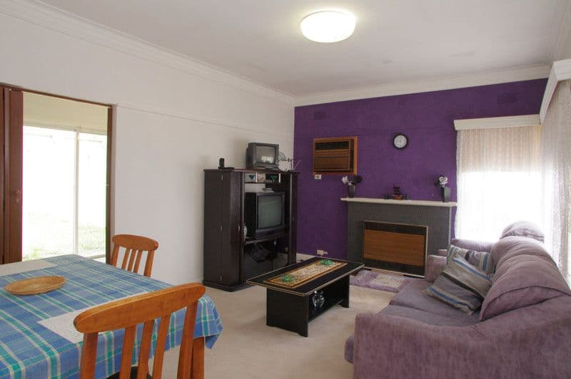 66 Vines Road, HAMLYN HEIGHTS VIC 3215, Hamlyn Heights - Thumbnail 2