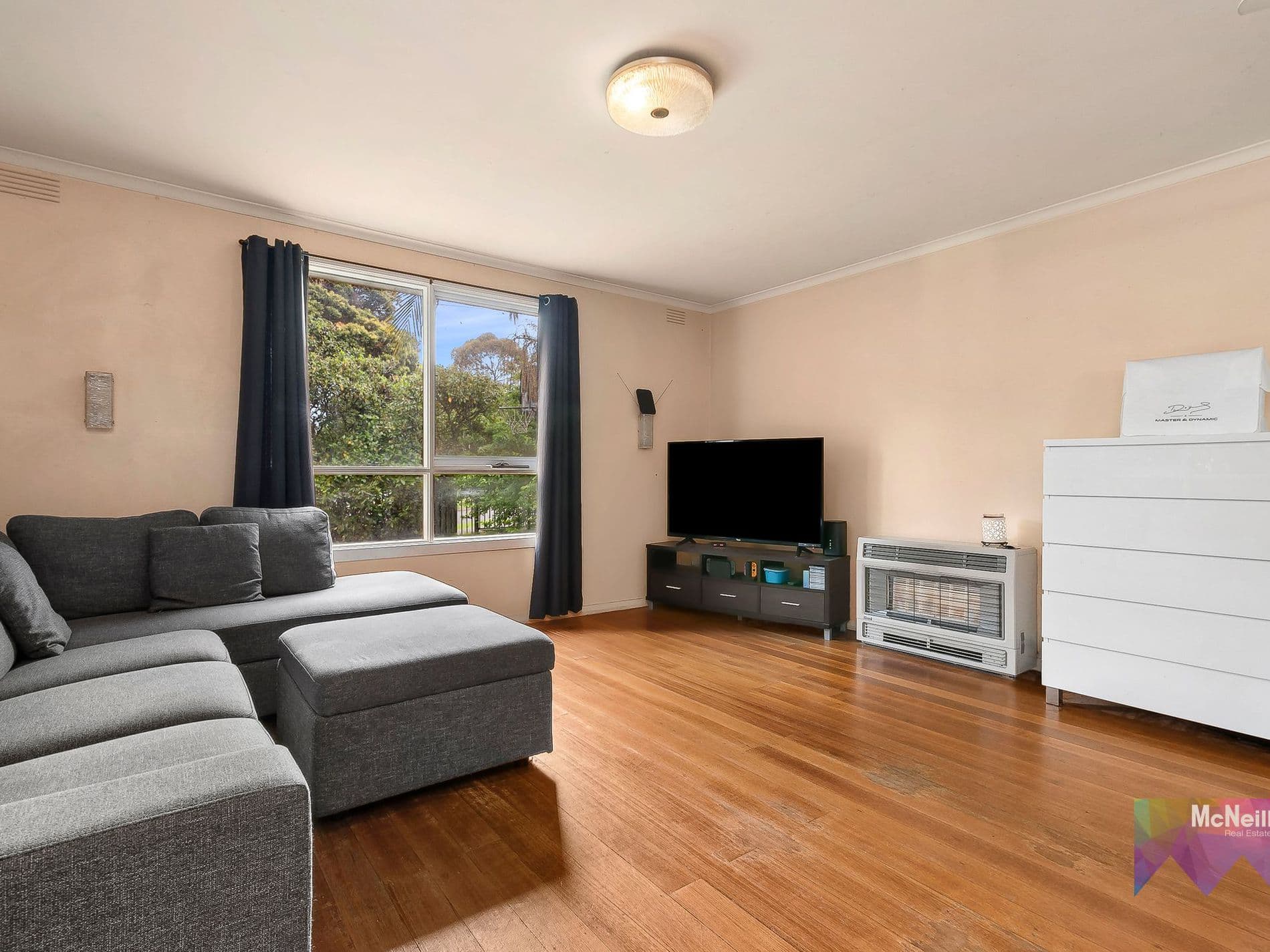 207 Cranbourne Road, FRANKSTON, Frankston - Thumbnail 2