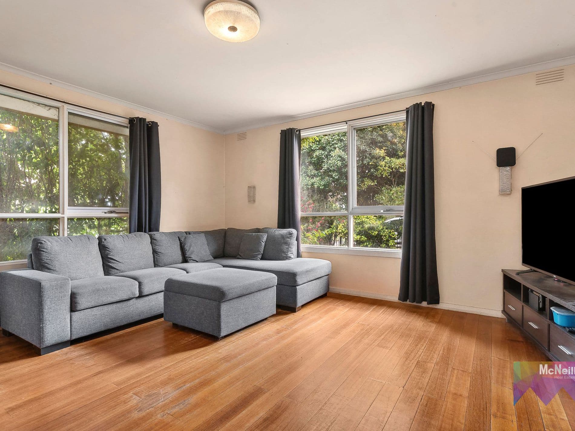 207 Cranbourne Road, FRANKSTON, Frankston - Thumbnail 3