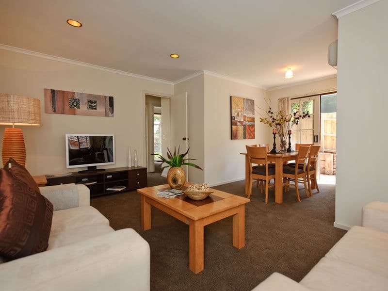 3 Peace Street, BOX HILL SOUTH VIC 3128, Box Hill South - Thumbnail 2