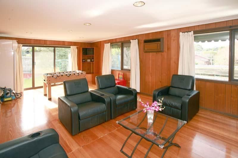 35 Mullens Road, VERMONT SOUTH VIC 3133, Vermont South - Thumbnail 3