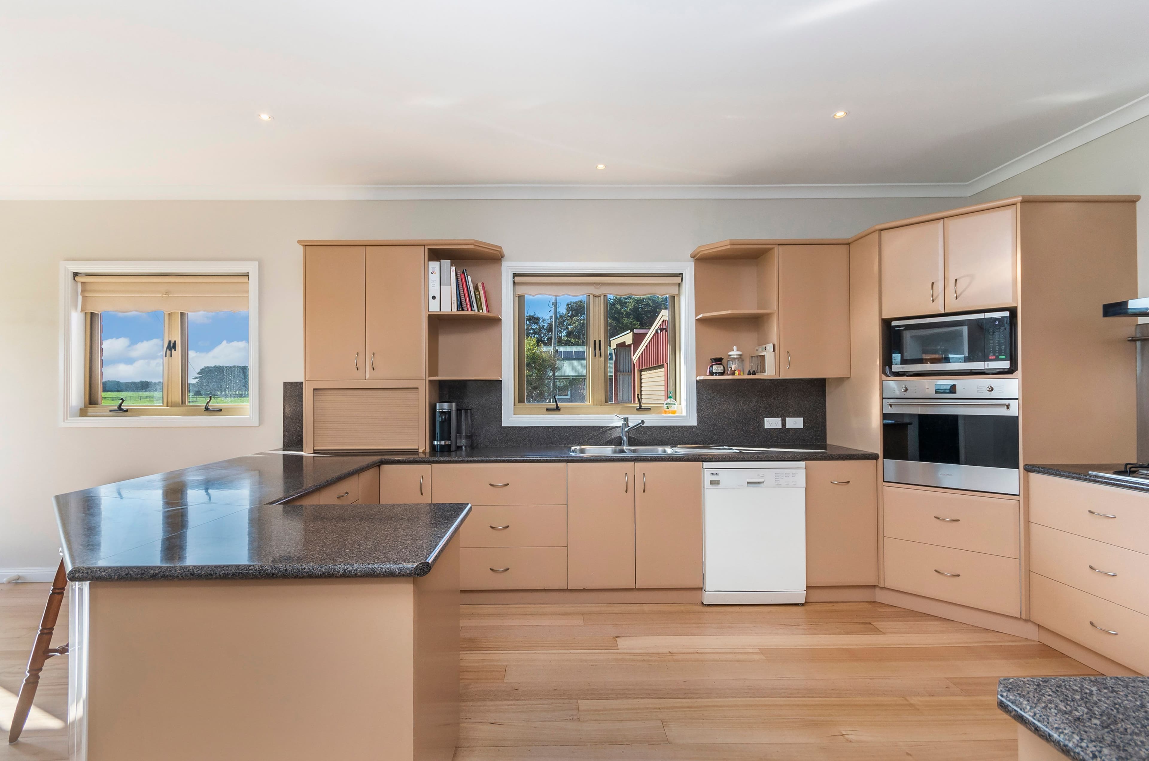 14 Ritchies Road, Allansford VIC 3277, Allansford - Thumbnail 4