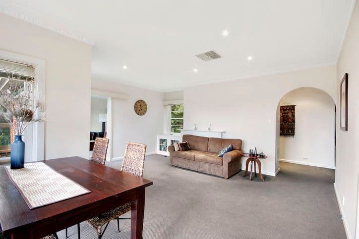 36 Tuxen Street, BALWYN NORTH VIC 3104, Balwyn North - Thumbnail 2