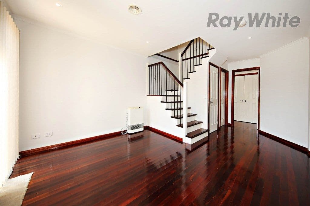 10 Windle Court, Point Cook VIC 3030, Point Cook - Thumbnail 5